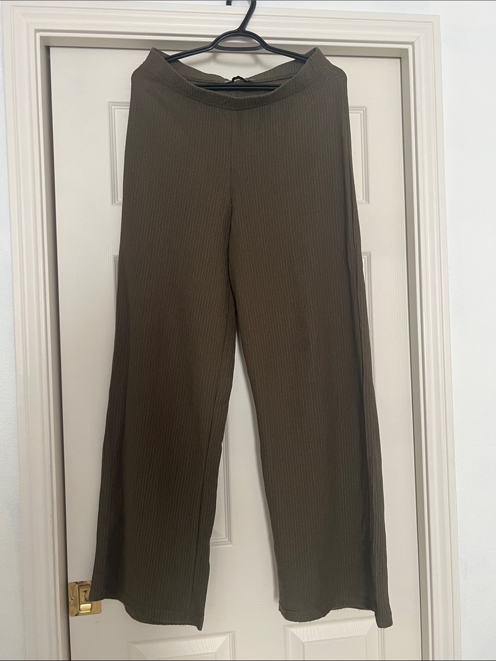 Mango Olive Wide-Leg cozy Pants